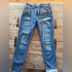 Universal Thread Blue Skinny Jeans